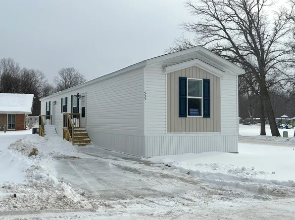 533 Walden #82, South Lyon, MI 48178