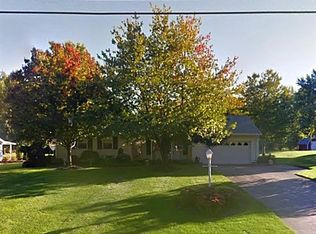 636 Leeman Dr, Akron, OH