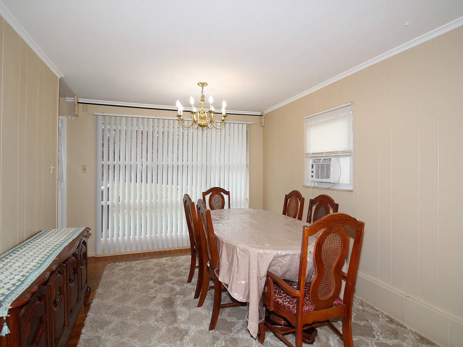 3 bed, 1600 sqft, $1,799 — Photo 4