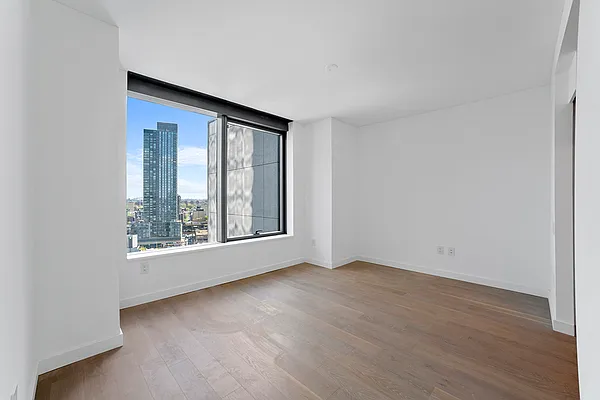 Rented by RELO REDAC INC. | media 25