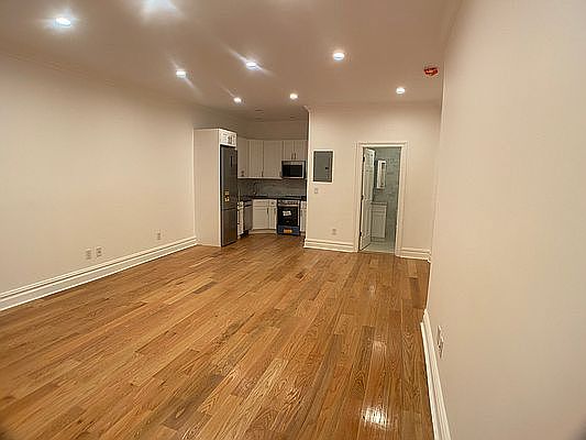 3rd image of 45 8th Ave APT 1R