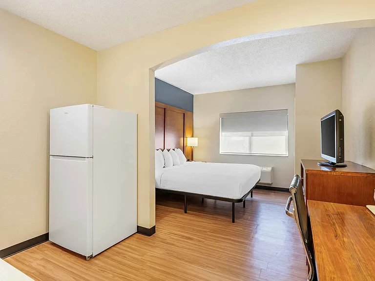 Studio Suite - 1 King Bed