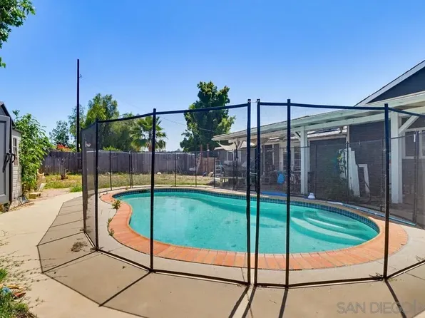 121 S Stephanie Ln, El Cajon, CA 92019