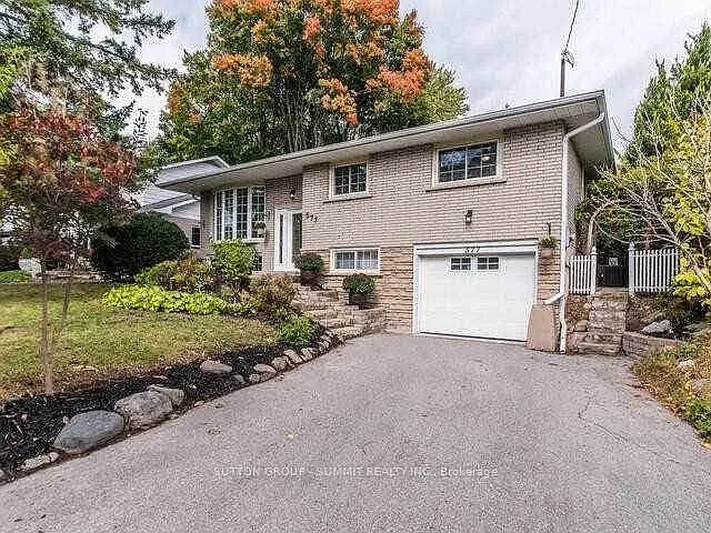 577 Oshawa Blvd N — Photo 3