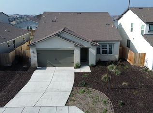 9007 Miranda Garden St, Bakersfield, CA 93311