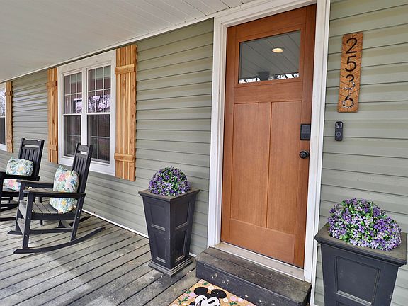 4th image of 2536 Chisholm Lake Rd