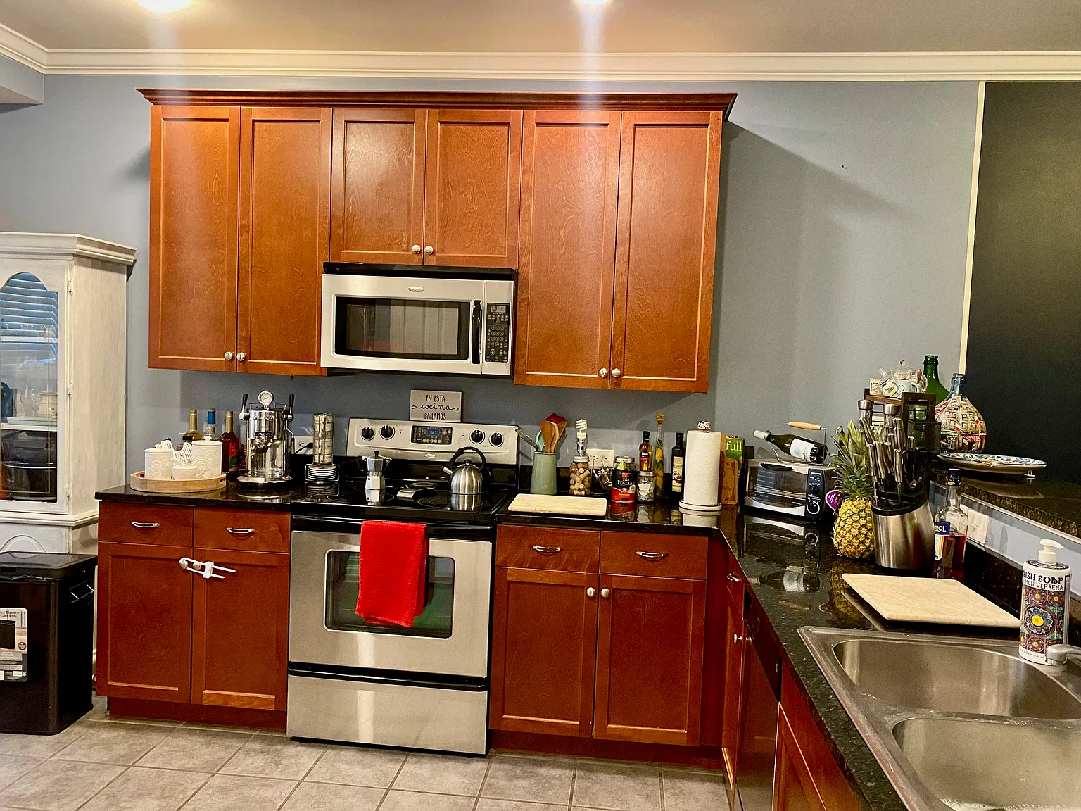 2 bed, 2.5 bath, 1450 sqft, $2,250 — Photo 3