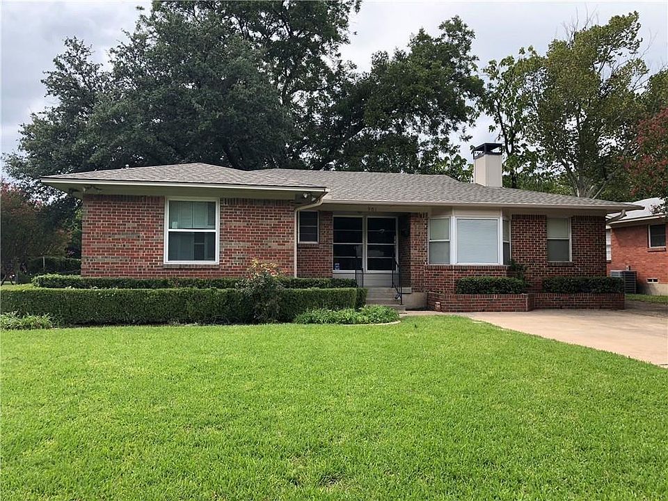 1st image of 901 Lorrie Dr