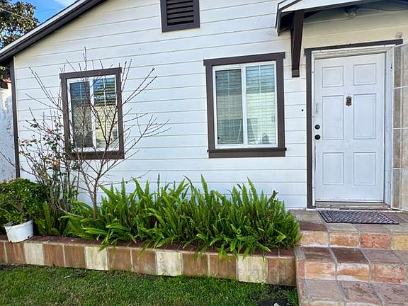 2nd image of 3528 W 59th Pl