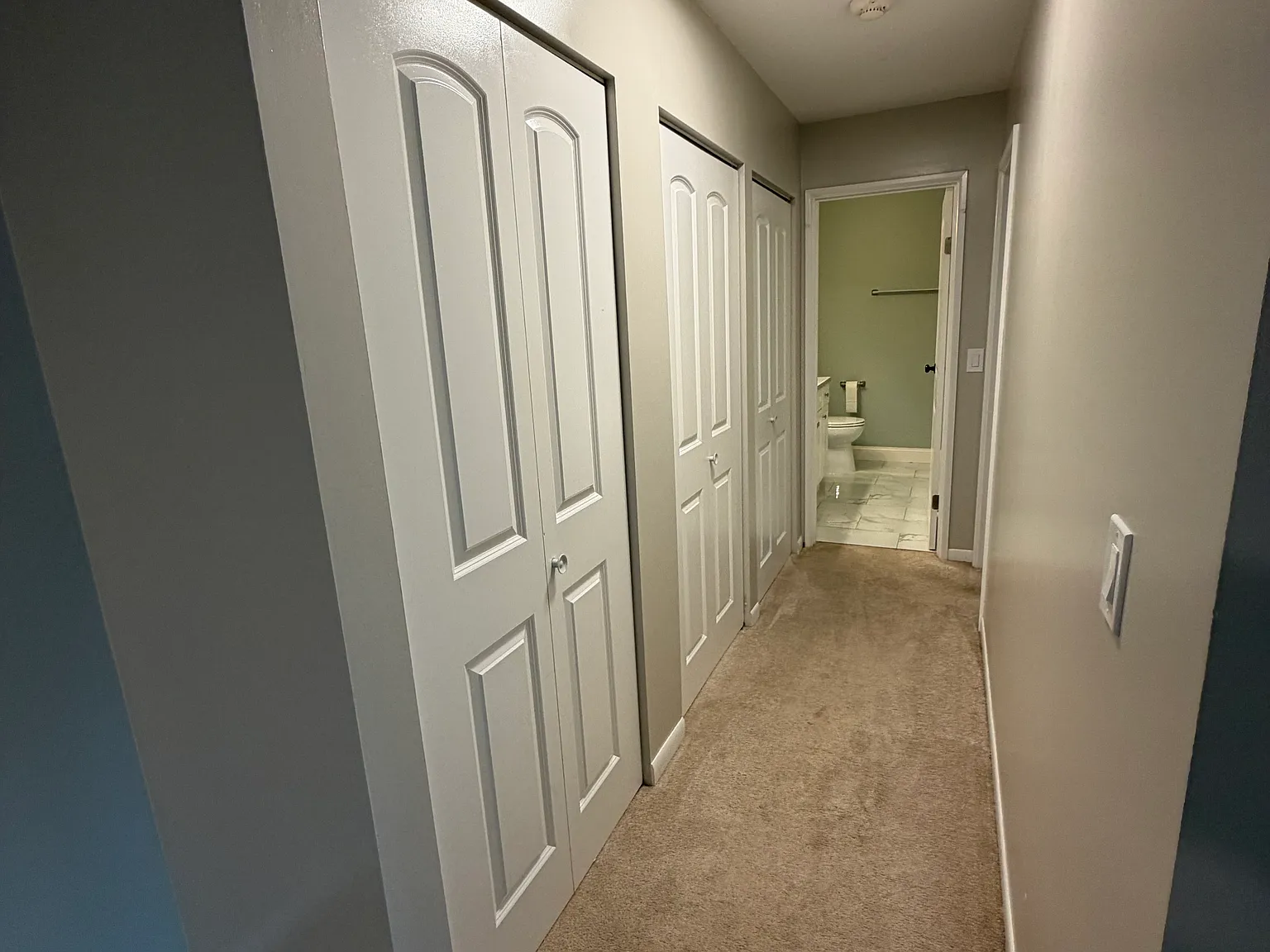 1 bed, 900 sqft, $1,600 — Photo 4