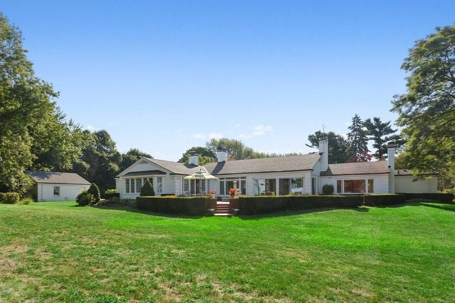 1744 N M 63, Benton Harbor, MI 49022 Zillow