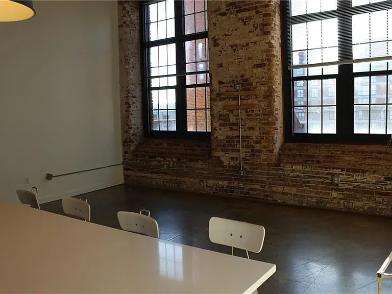 170 Boulevard 306 #H — Photo 33