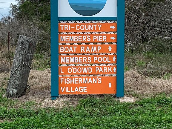 3rd image of 190 Cobia Ln