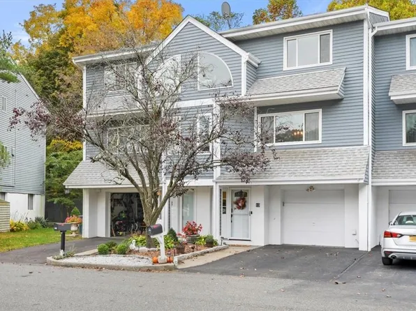 13 Wyman Street N, Rye Brook, NY 10573