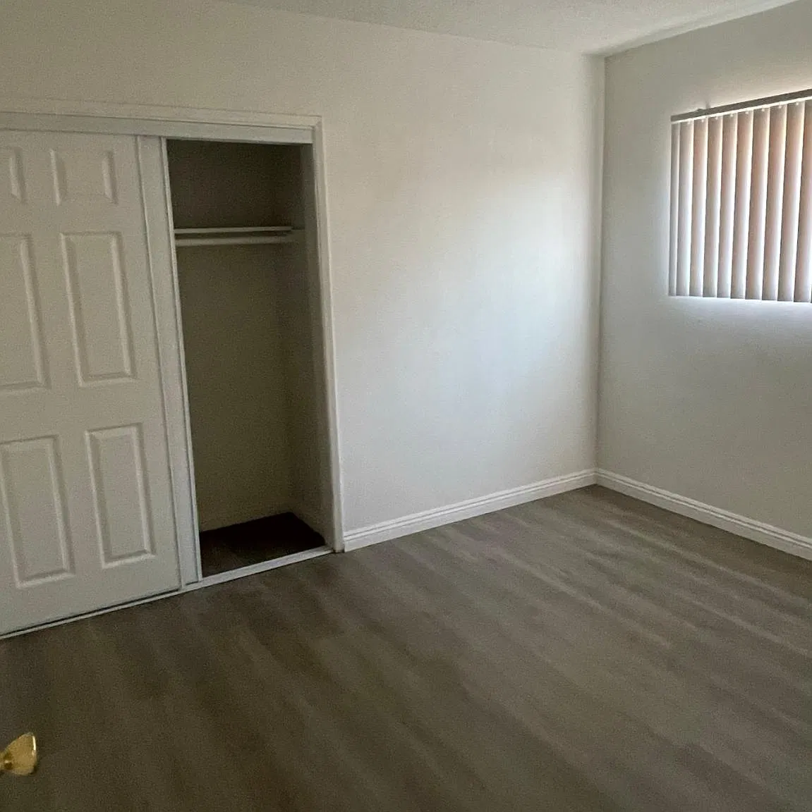 1505 N Stanton Pl — Photo 2