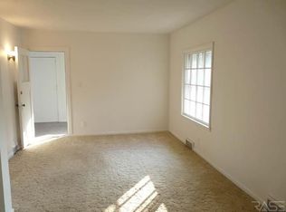 1025 N Summit Ave, Sioux Falls, SD 57104