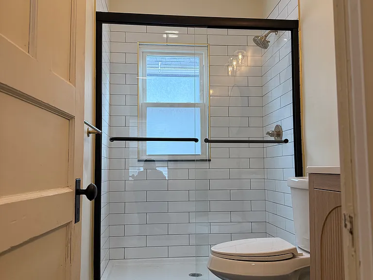 2206 Main St #2 — Photo 10