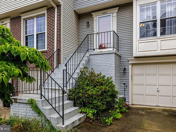 4th image of 45610 Whitcomb Sq
