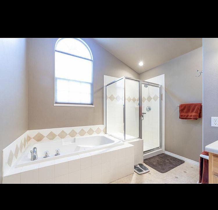 1st image of 752 Glen Ct Unit 40