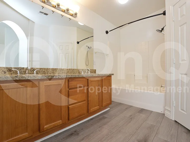 8830 W Coronado Dr — Photo 17