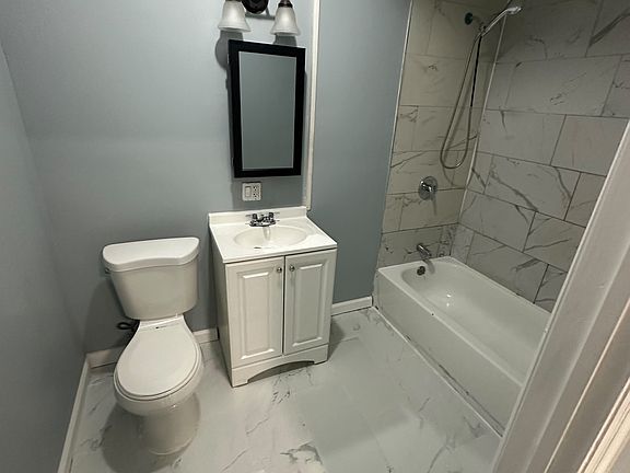 3rd image of 152 S 10th St #2A