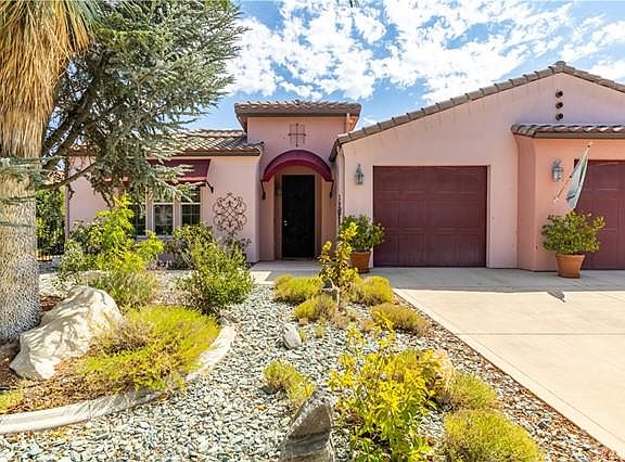 5th image of 923 Vista Cerro Dr