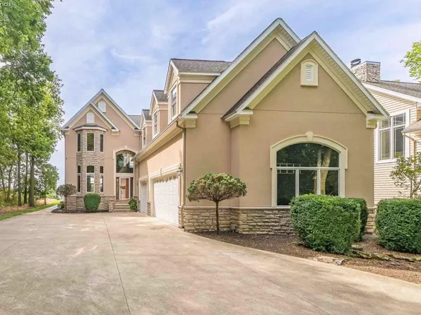 3706 E Baycliffs Dr, Lakeside Marblehead, OH 43440