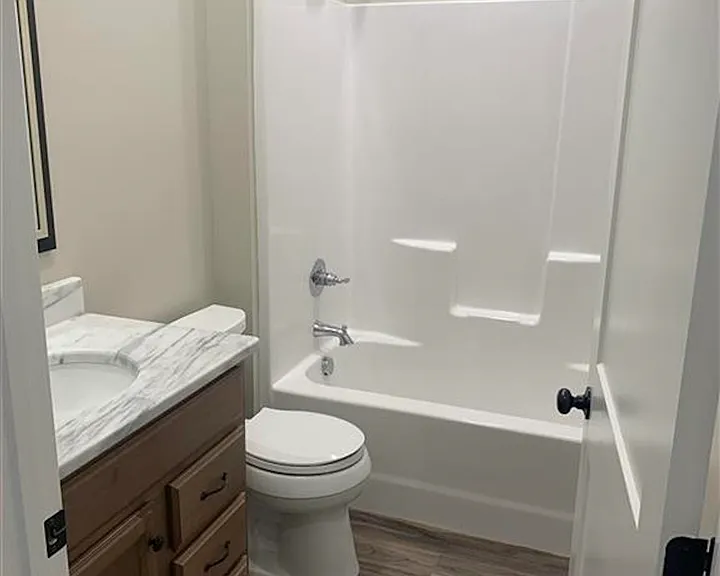 1048 Springfield Blvd — Photo 13