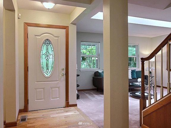 3rd image of 3115 154th St NW