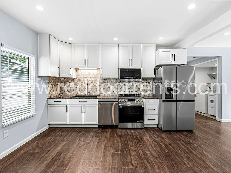 2320 Spann Ave — Photo 4