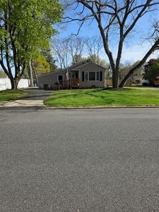 78 Brentwood Street, Bay Shore, NY, 11706