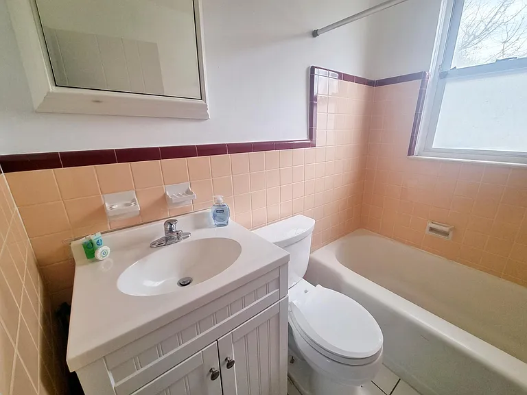 926 Fox Chase Rd #1 — Photo 25