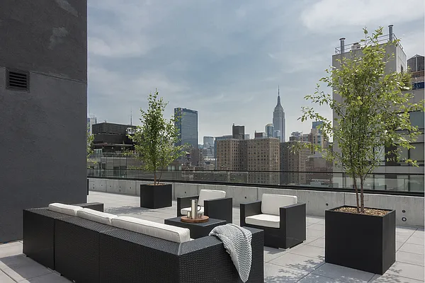 Sold by Stribling | media 35