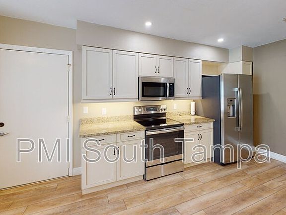 4th image of 3506 52nd Ave W #275