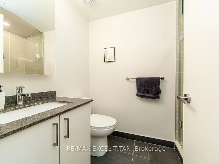 8868 Yonge St #602-E — Photo 21