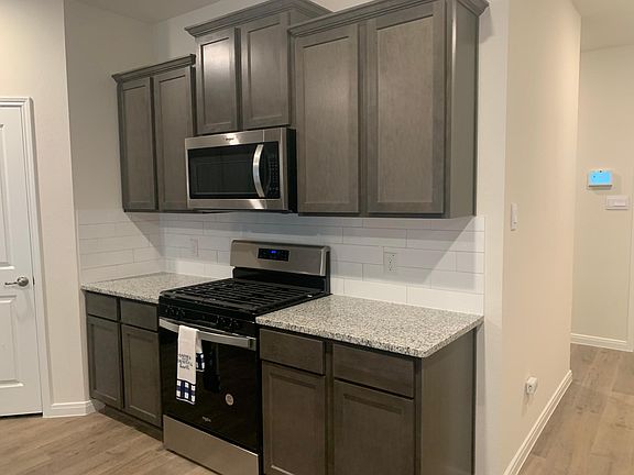 4th image of 101 Pecan Orchard Dr