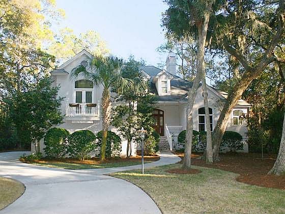 1st image of 13 Clarendon Ln
