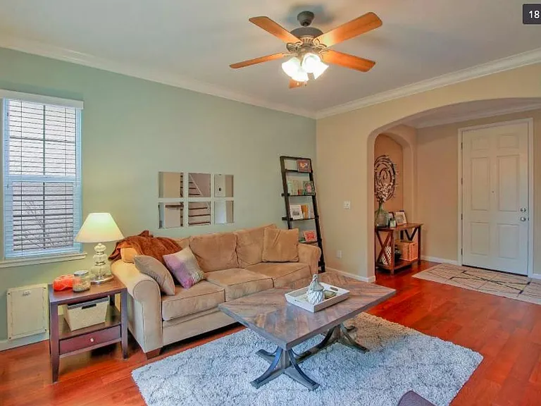 92 Talmont Cir — Photo 11