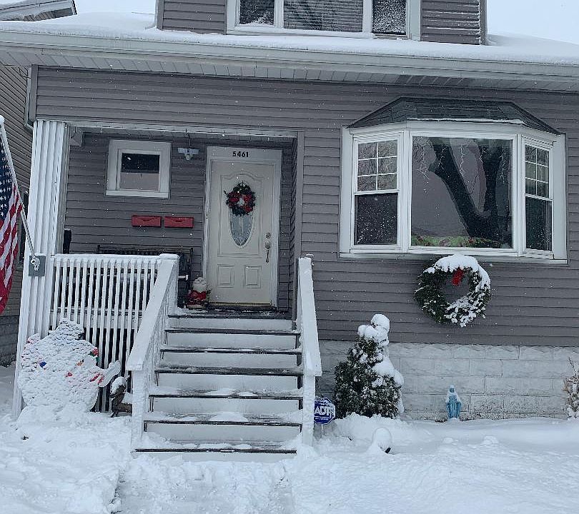 2ND FLOOR FOR RENT