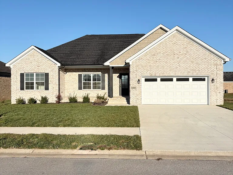 5380 Freesia Ln — Photo 1
