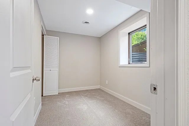 5827 Winnetka Ave N #1 — Photo 17