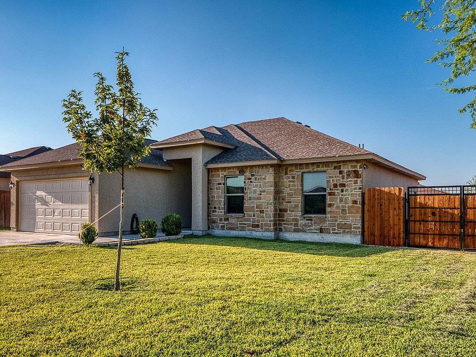 310 Don Martin, Del Rio, TX 78840 MLS 204603 Zillow