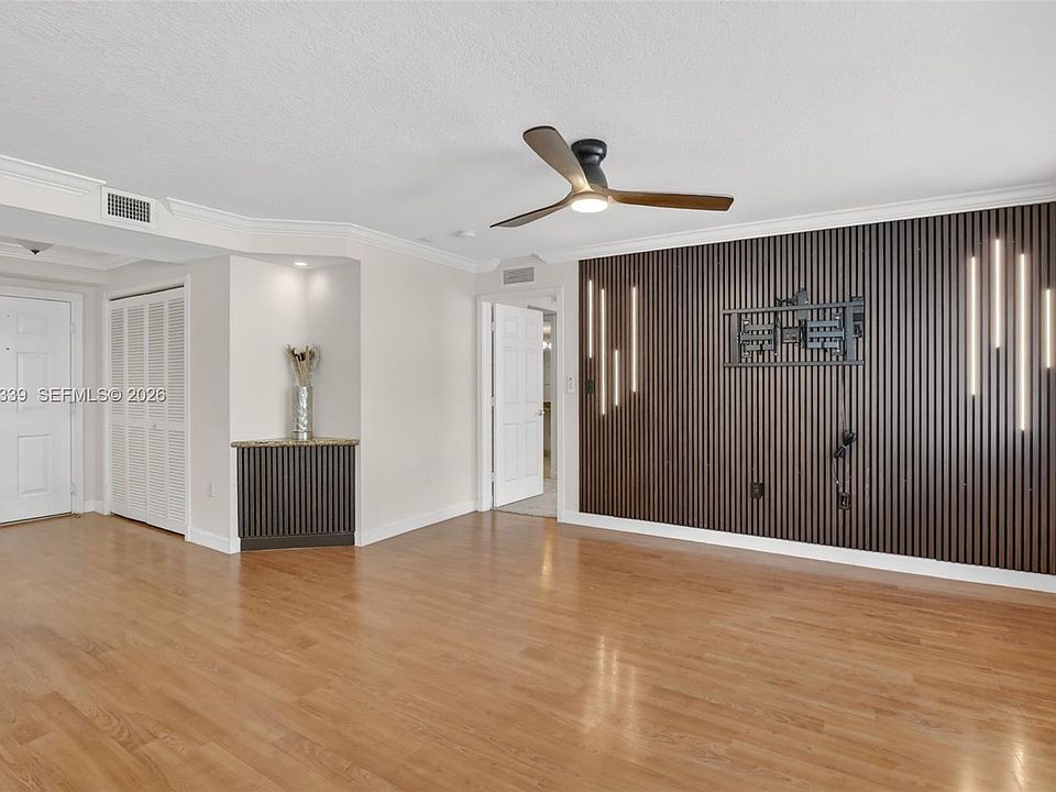 1st image of 150 NE 15th Ave APT 140