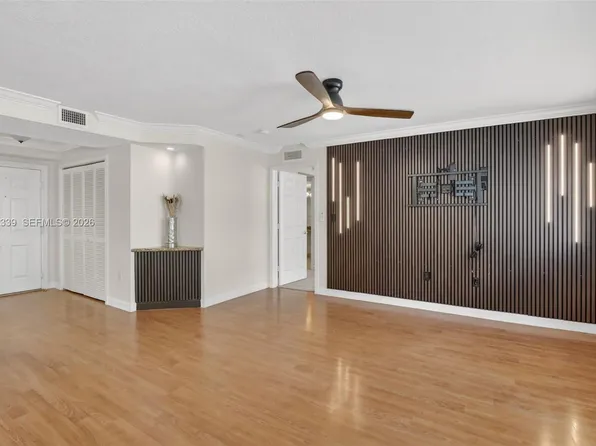 150 NE 15th Ave APT 140, Fort Lauderdale, FL 33301