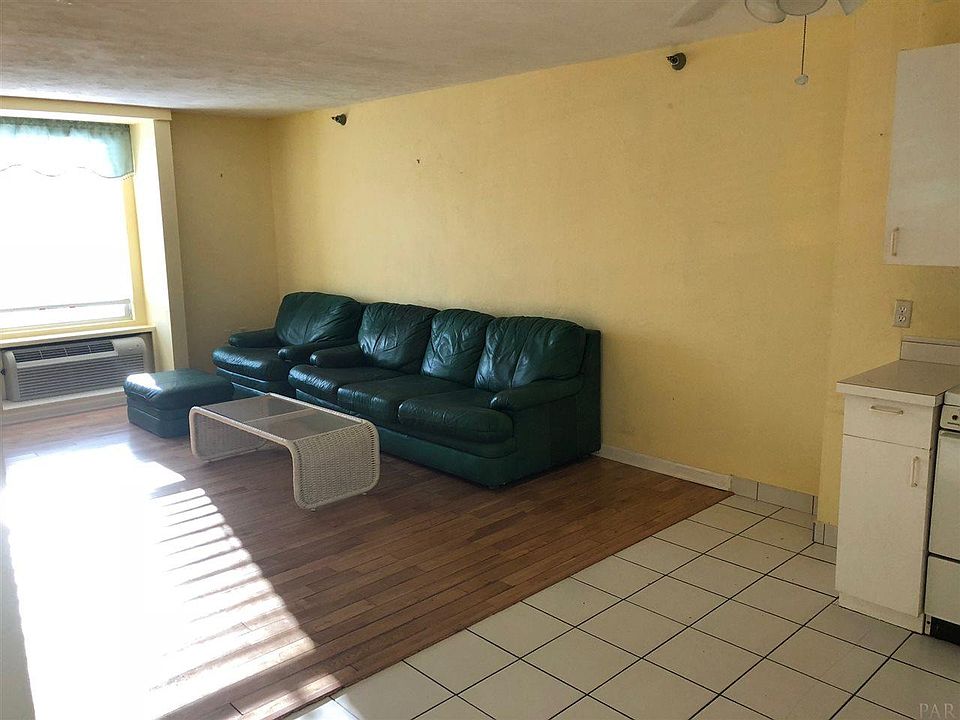 1st image of 224 E Garden St APT 241