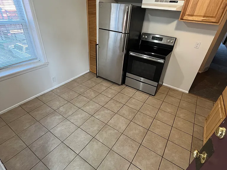 1310 N Corona St #12 — Photo 7