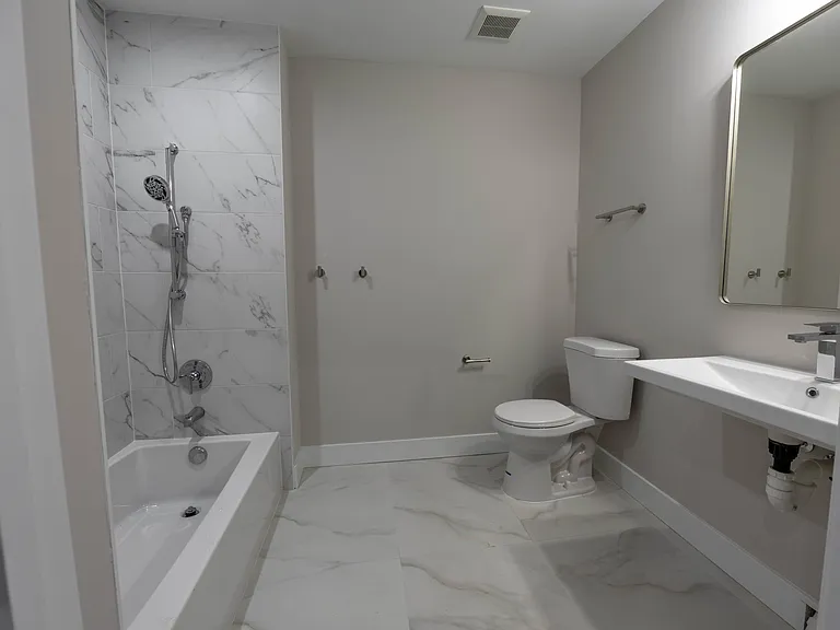 414 Kennedy St NW #204 — Photo 30