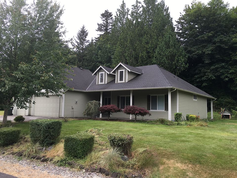2nd image of 2825 28th Ln NE