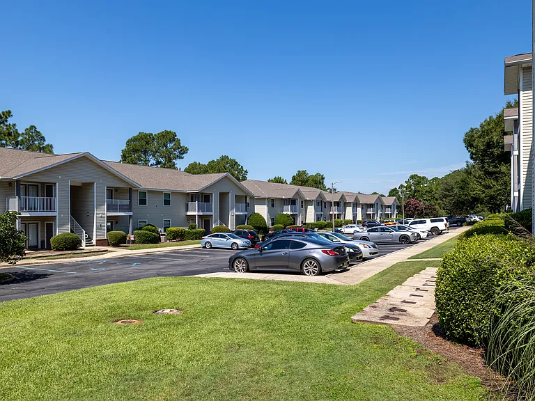 Riverwood Apartments — Photo 29