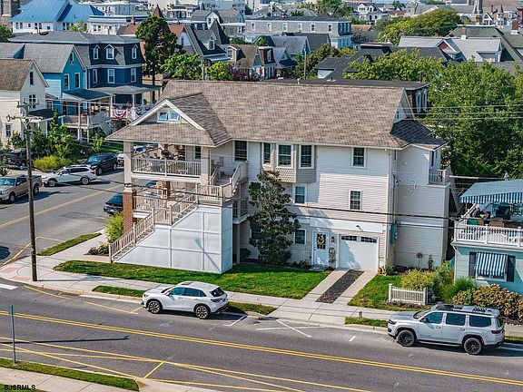 3rd image of 600 Central Ave #2